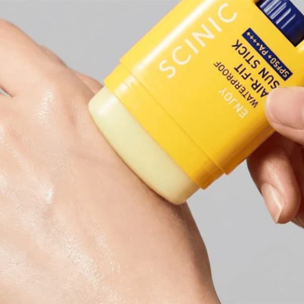 Scinic Enjoy Waterproof Air-fit Stick 50+ +++ 20g
