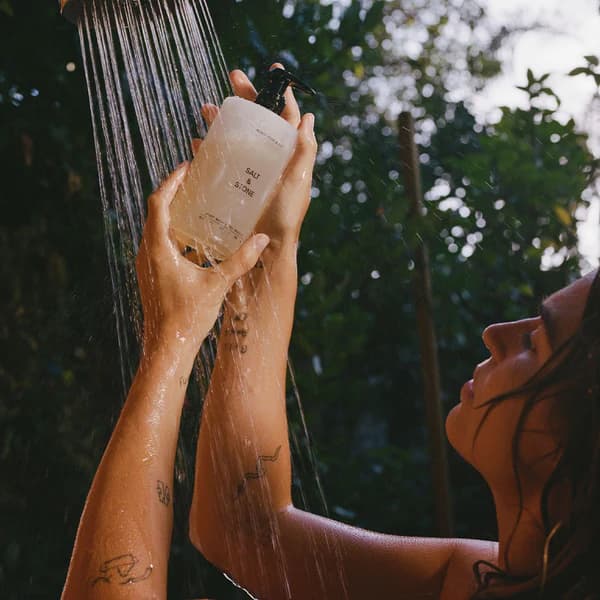 Salt & Stone Body Wash (Black Rose & Oud)