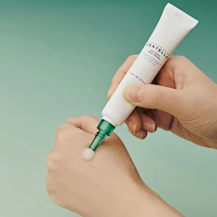 Skin1004 Madagascar Centella Tea-trica Spot Cream 20ml