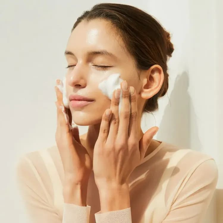 Skin1004 Madagascar Centella Ampoule Foam 125ml