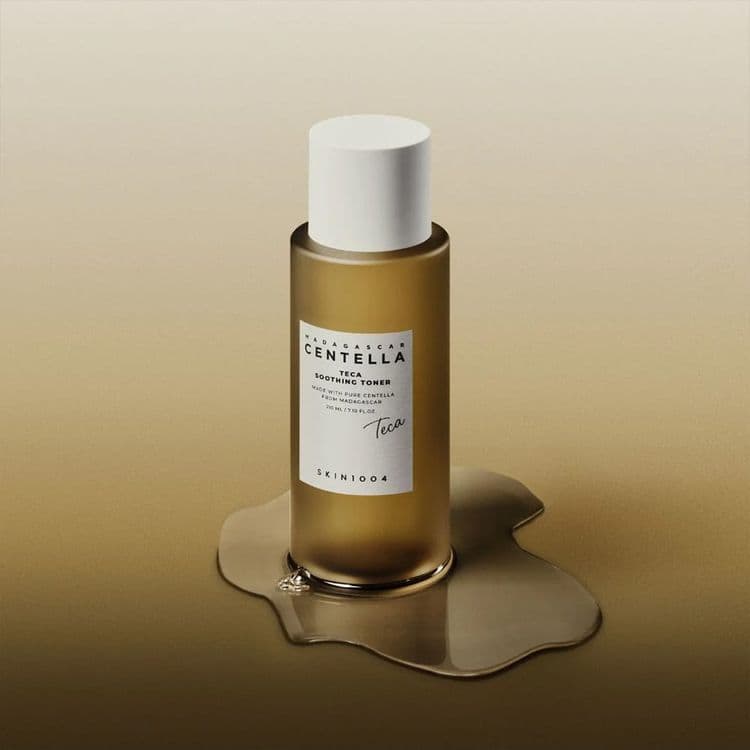 Skin1004 Madagascar Centella Teca Soothing Toner 210ml